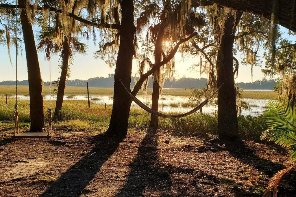 Secluded Tiny House By The Marsh With Hunting Island Beach Pass Frogmore Exteriör bild